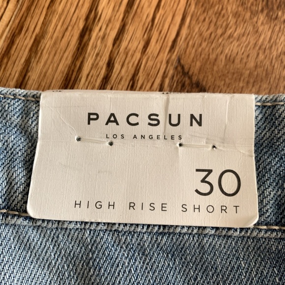**NWT**PacSun High Rise Short - Picture 5 of 5